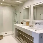 Irini's Bayside Loft